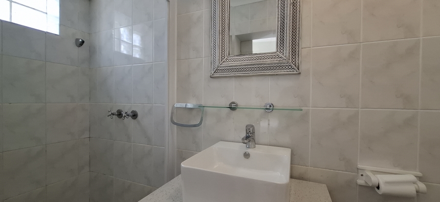 To Let 2 Bedroom Property for Rent in Tokai Western Cape